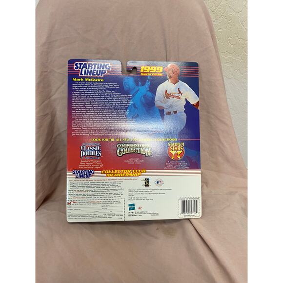 NEW 1999 Classic Doubles Starting Lineup Roger Maris & Mark McGwire - Picture 3 of 3